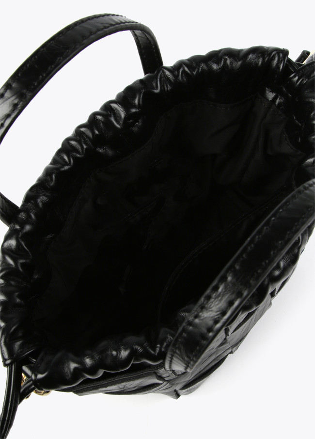 Geflochtene Tasche mit Struktur