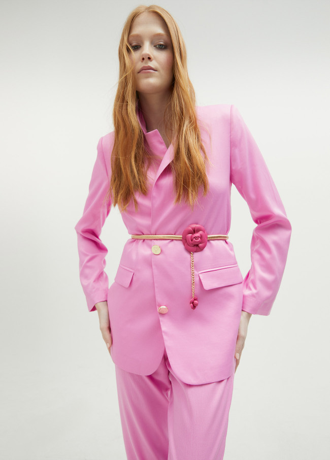 Cinturón metal elástico flores efecto piel