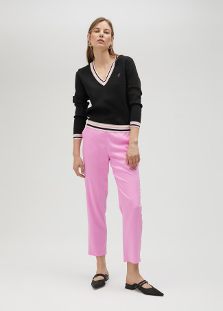 Pullover con dettaglio colorato