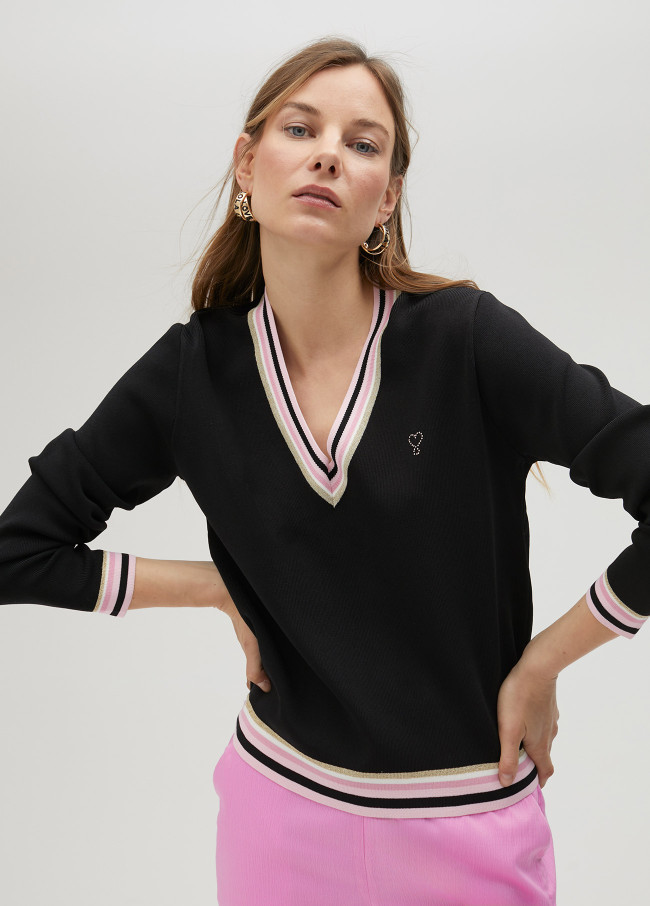 Pull avec détails de couleur