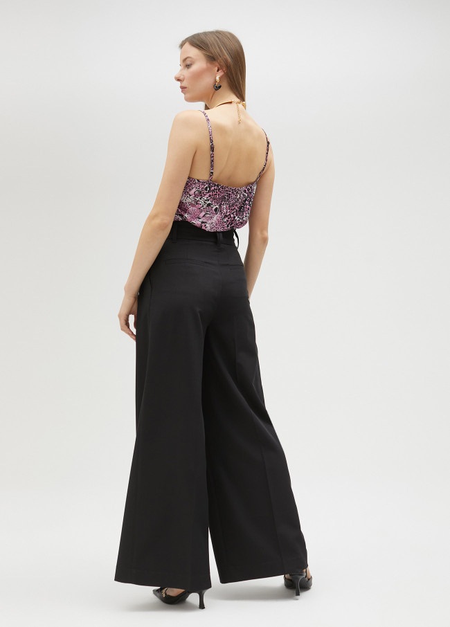 Pantalón palazzo con pinzas