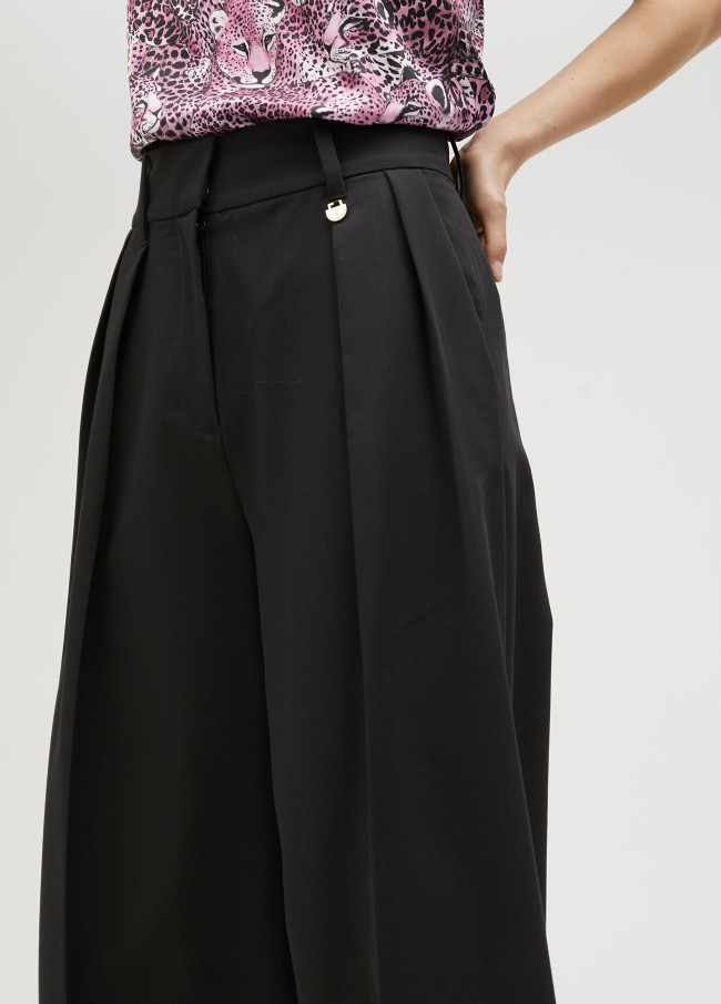 Pantalón palazzo con pinzas