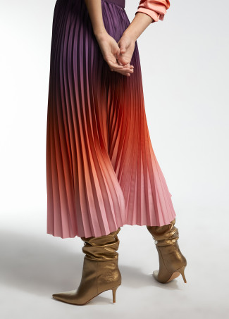 Pleated ombré skirt