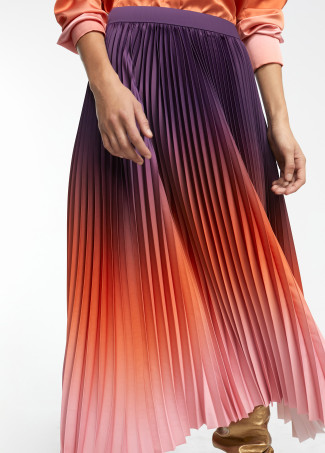 Pleated ombré skirt