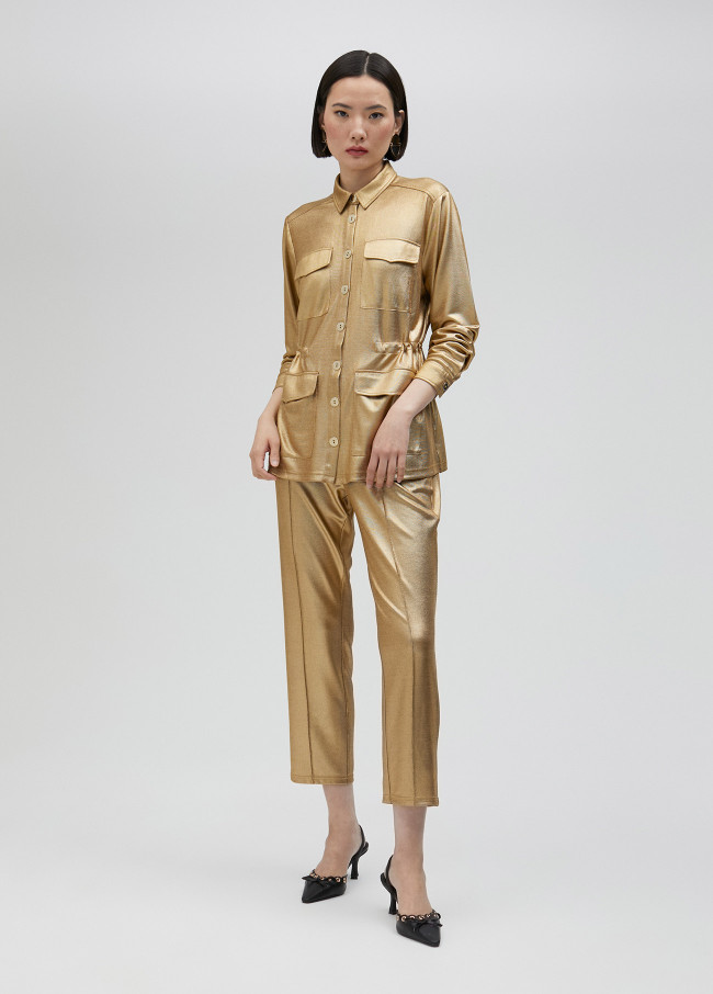 Chemise dorée