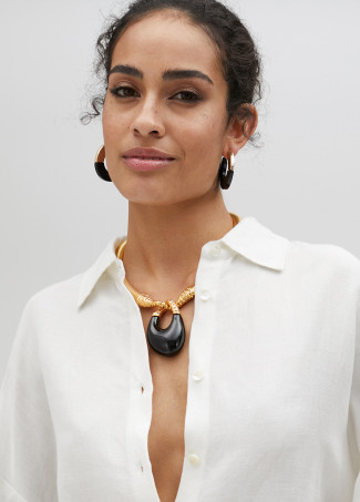 Collana elasticizzata metallo con ciondolo