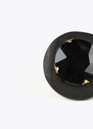 Bague en bois avec bijou