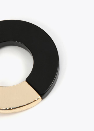 Two-tone hoop earrings