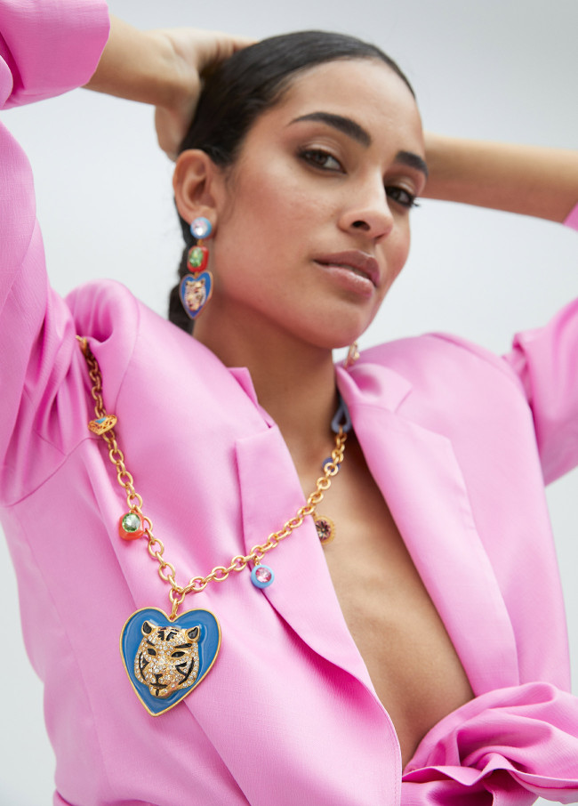 Collier long cœur et tigre