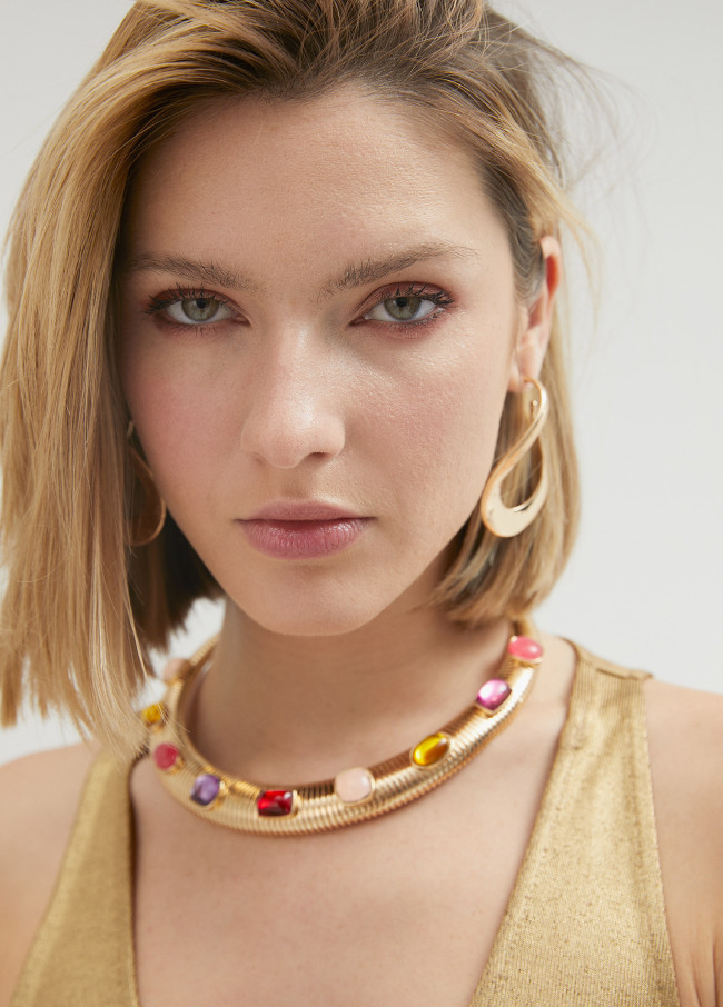 Elastic necklace with rhinestones