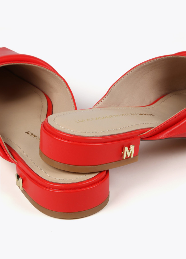 Mules with tie detail
