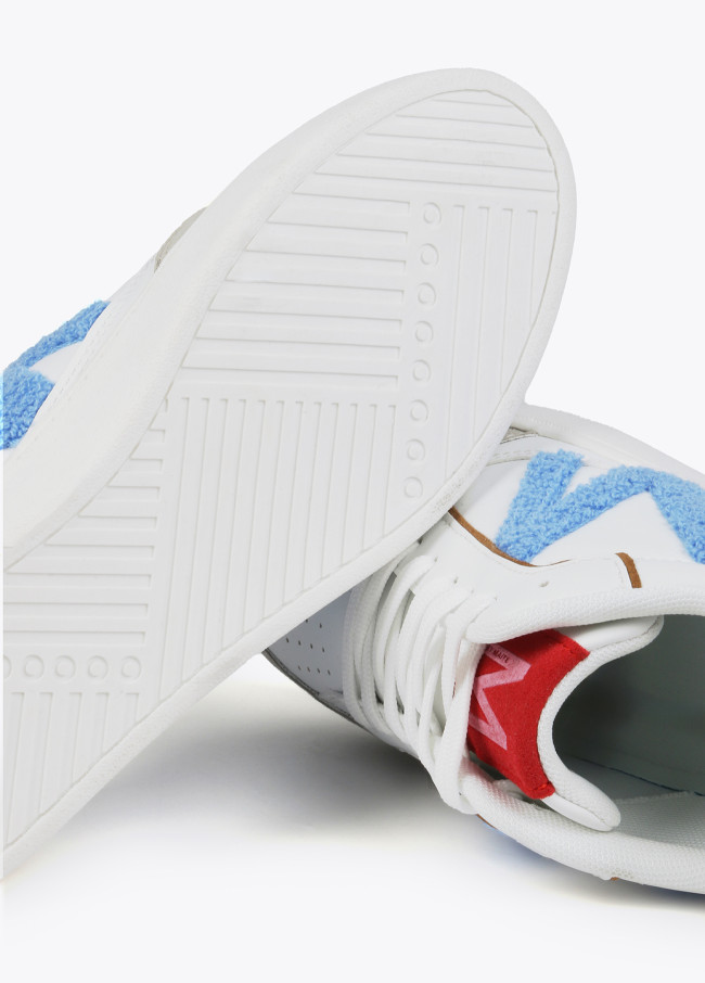 Sneakers multicolori con lettera M effetto spugna