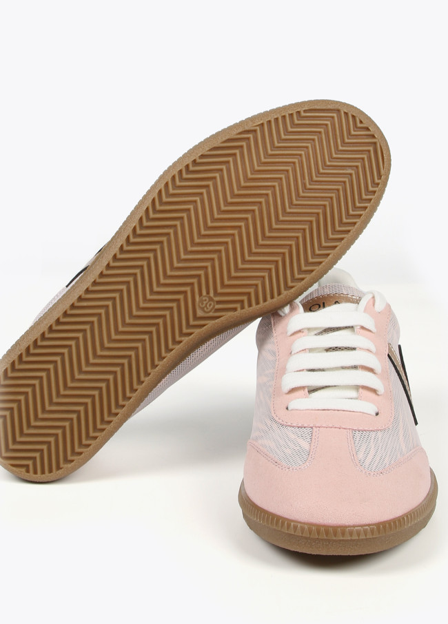 Dreifarbige Sneaker mit Zebra-Print