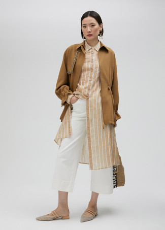 Chaqueta sahariana pedrería