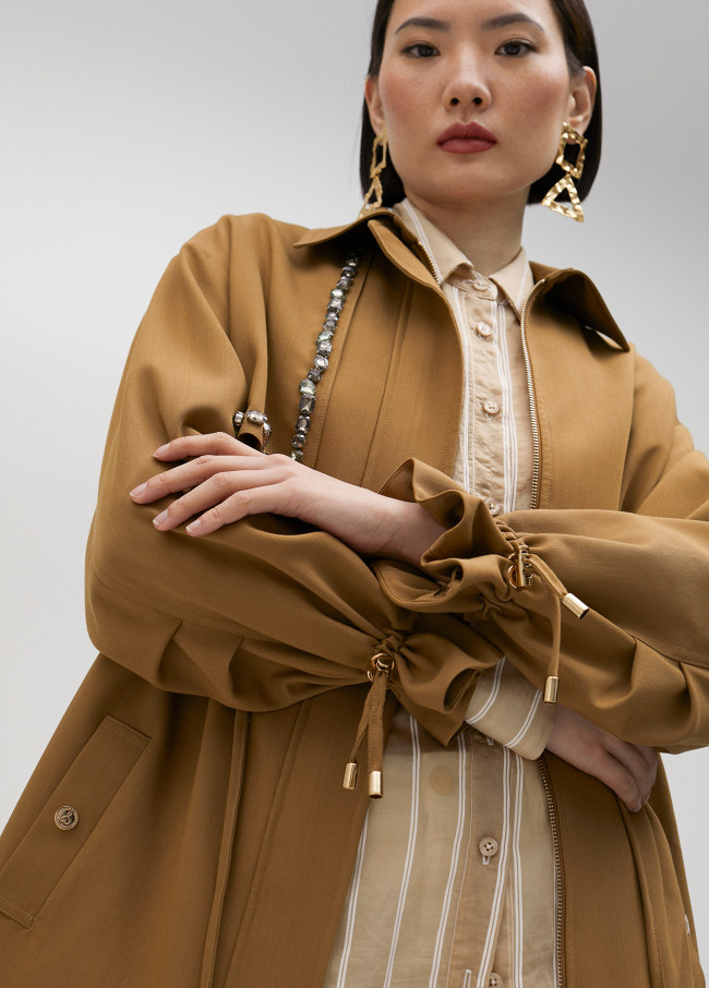 Chaqueta sahariana pedrería