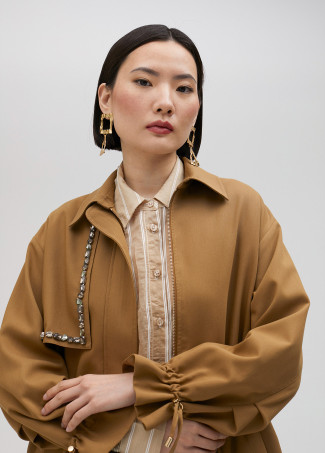 Chaqueta sahariana pedrería