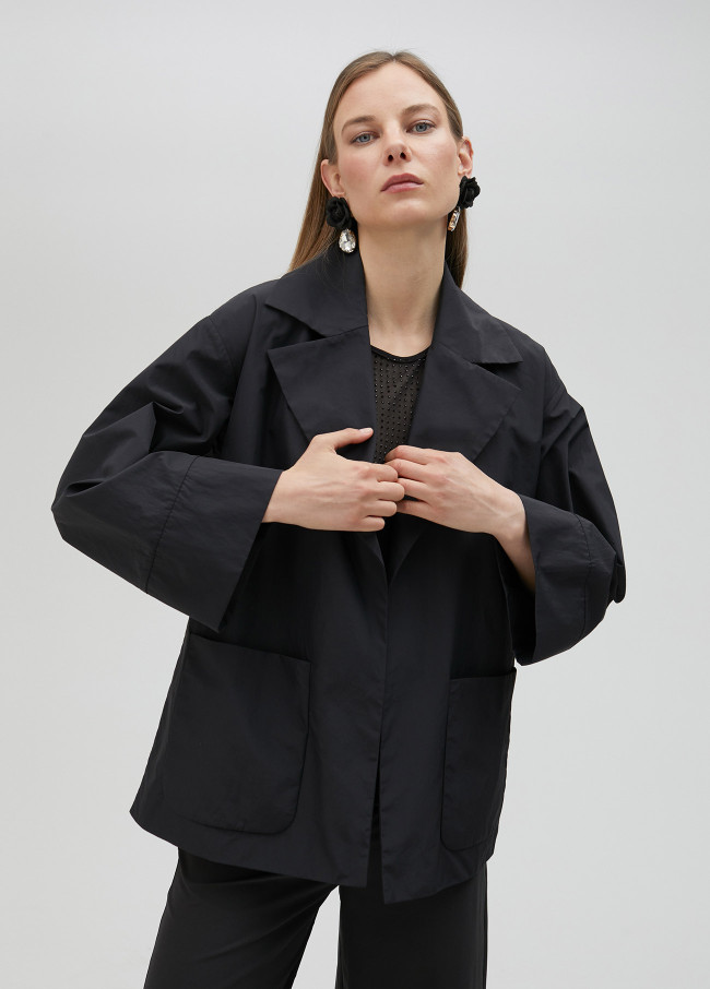 Technical blazer with kimono sleeves