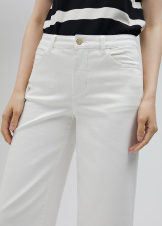 Jeans gerade geschnitten