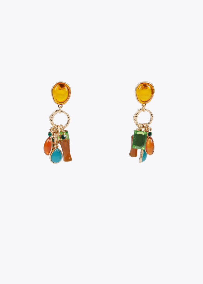 Earrings with coloured pieces