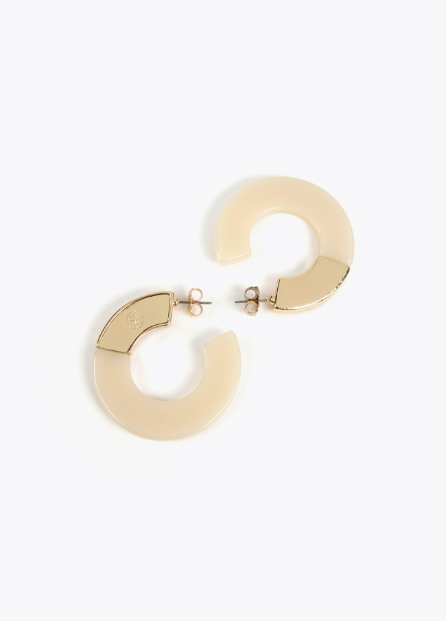 Two-tone hoop earrings