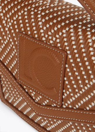 Bolso Bandolera trenzado con solapa