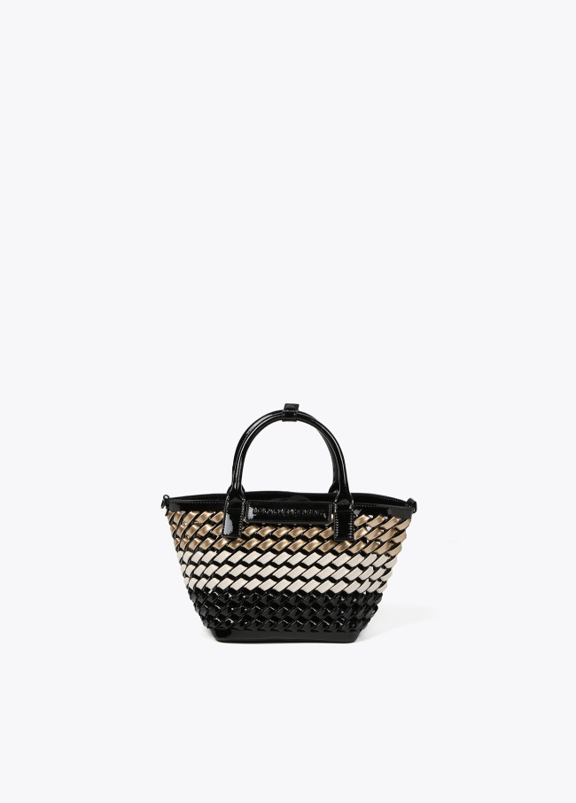 Mini borsa a cesta intrecciata in vernice