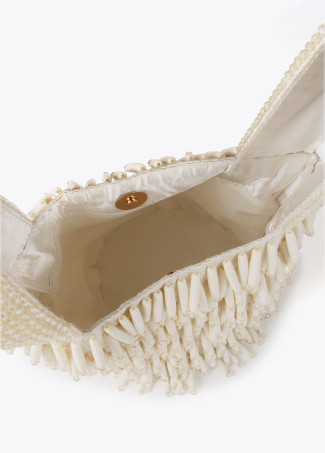 Kleine Tasche mit Strasssteinen in Korallenoptik