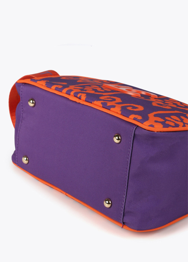 Necessaire em nylon com estampado de arabescos