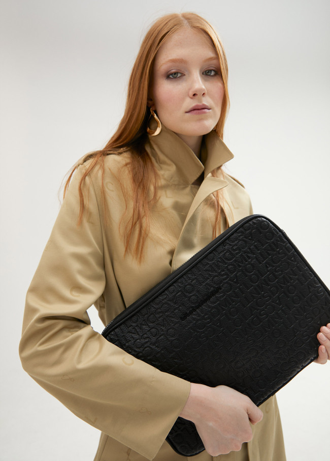 Housse ordinateur monogramme