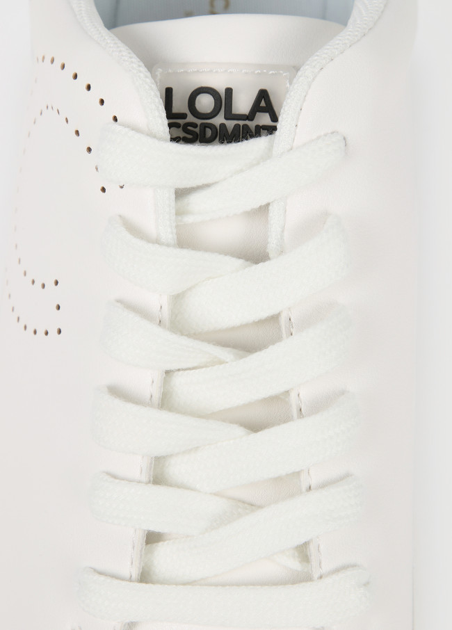 Sneakers con dettaglio LC traforato
