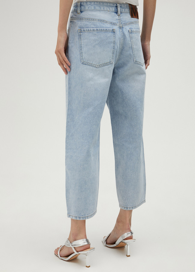 Pantalón denim con strass