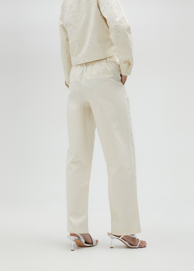 Pantalón detalles strass