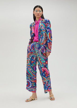 Blazer estampado paisley
