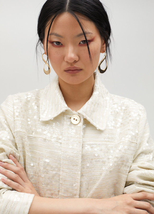 Veste courte à paillettes