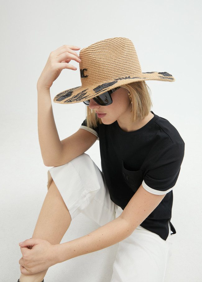 Sombrero ala ancha flores bordadas