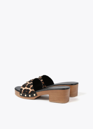 Leopard print fabric clogs