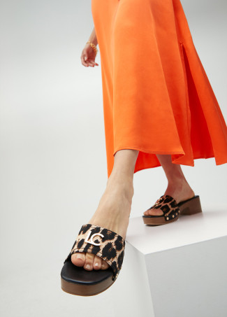 Sabot tessuto leopardato