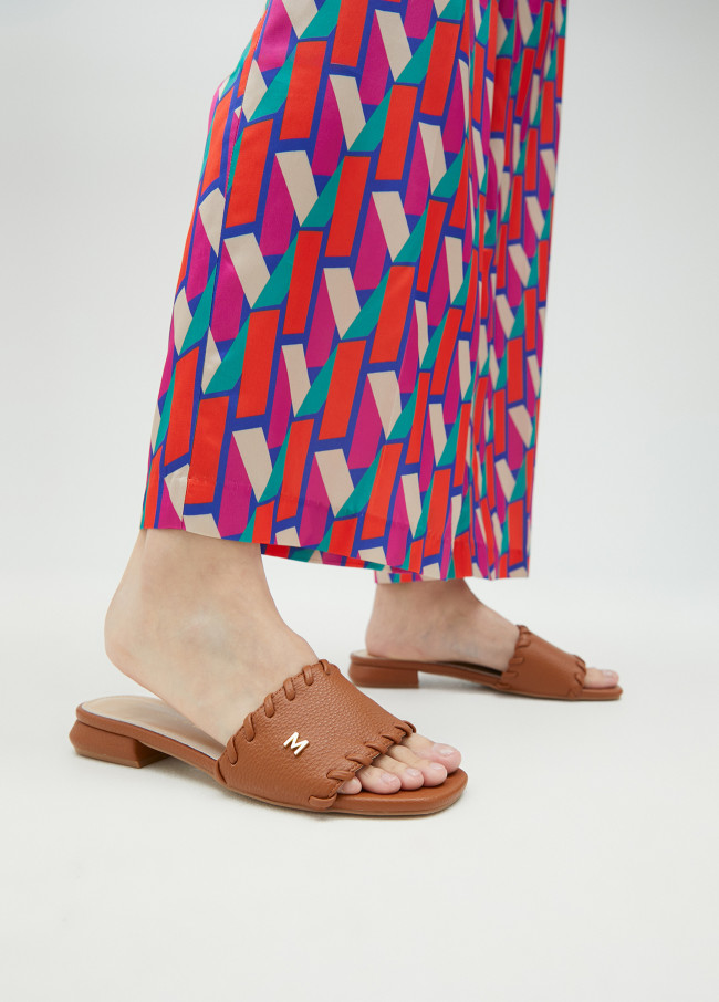 Sliders with braided detail