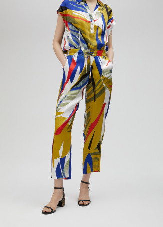 Jogger satinado estampado tropical