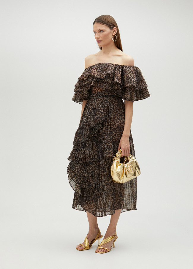Pleated skirt with ruffles