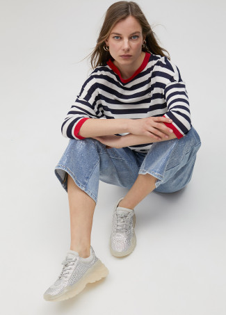 Two-tone striped fine sweater