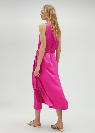 Vestido midi de alças