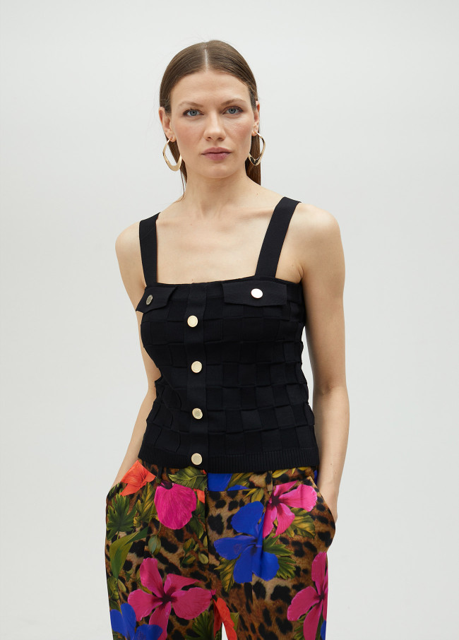 Top en maille avec boutons