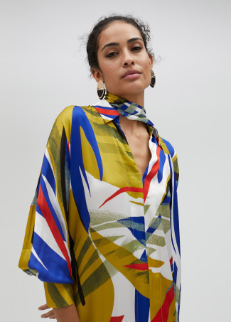 Langes Kleid mit Print