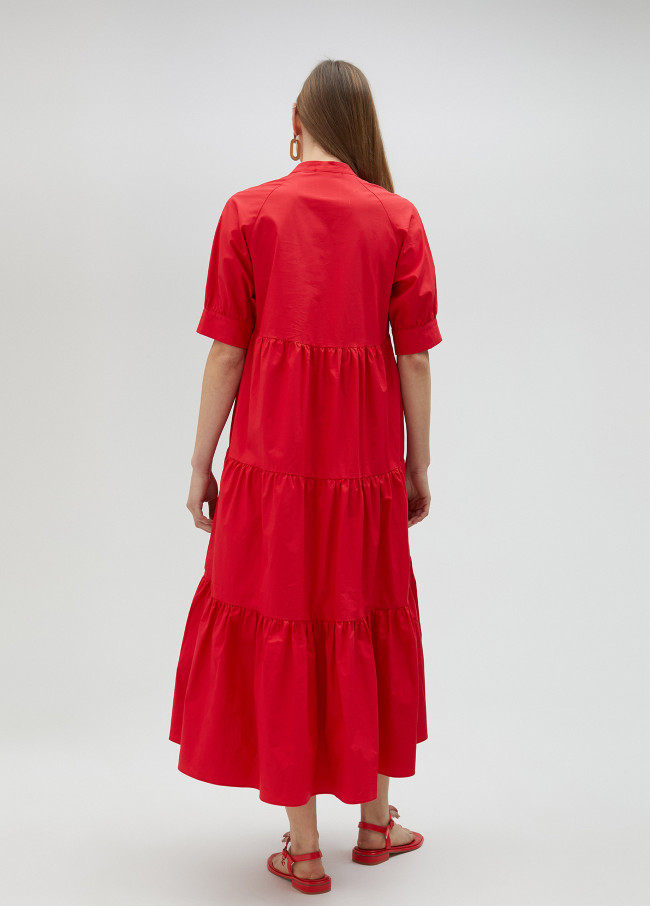 Vestido comprido com folhos