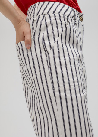 Gestreifte Hose