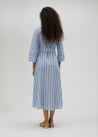 Langes Kleid mit Streifen