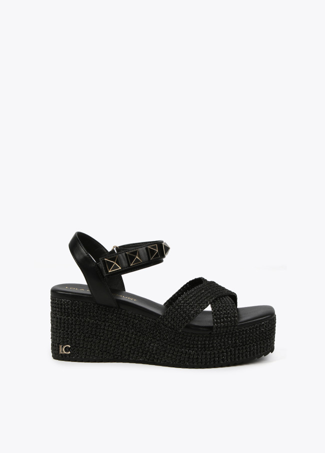 Sandalen mit Plateau mit Metallic-Details