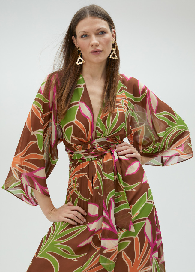Fließendes Kleid mit Blumenprint