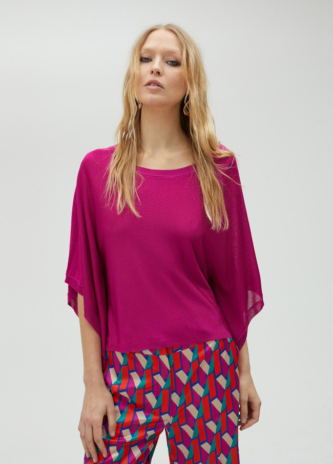 Pull en maille à manches cape